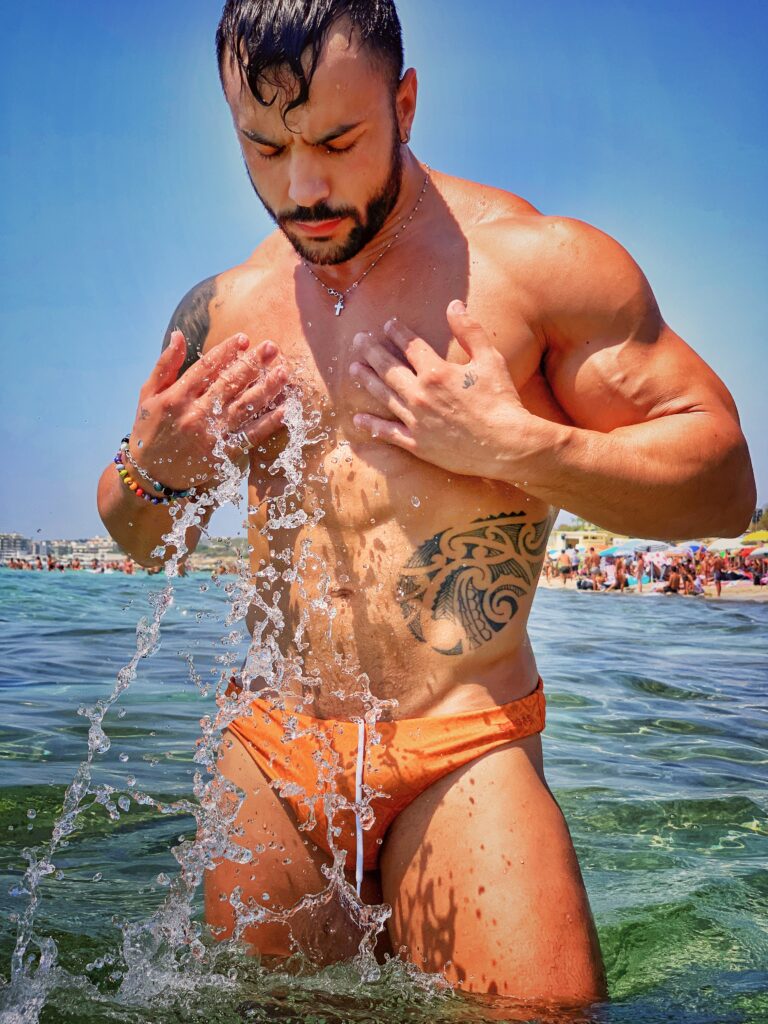 Por do Sol Gallipoli is one of the best gay friendly beach lido bars in Salento, Puglia. photo copyright ©️ the Puglia Guys | The Big Gay Puglia Guide by the Puglia Guys - the definitive gay Puglia guide.