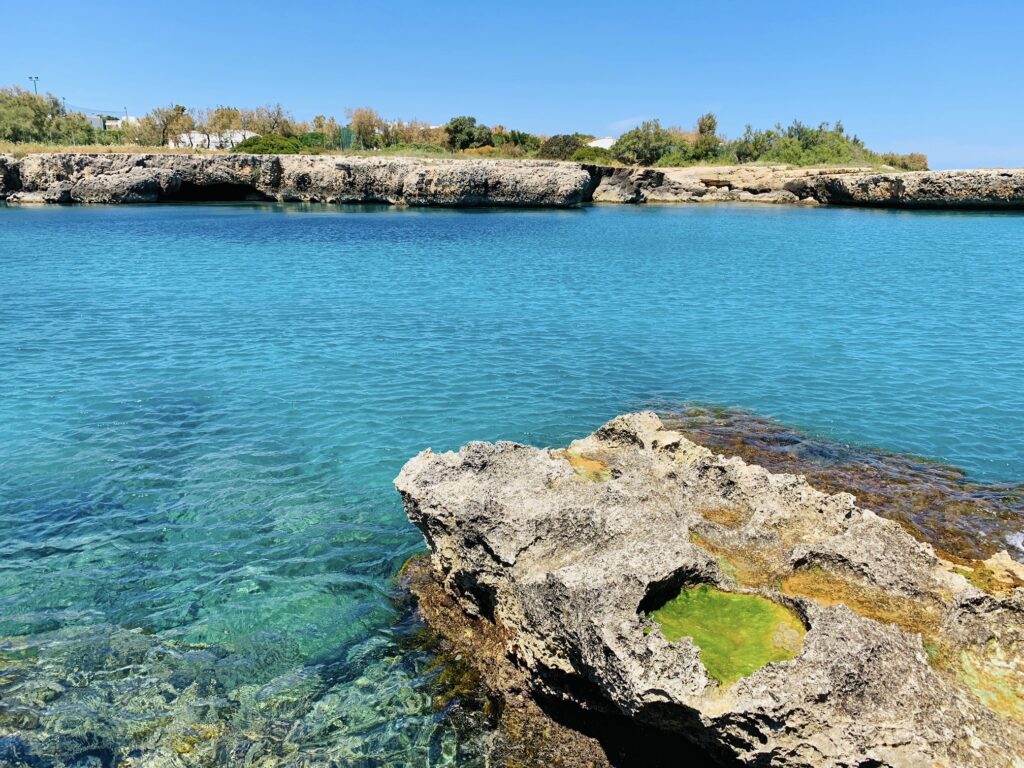 Capitolo beach guide, Monopoli, the Big Gay Podcast from Puglia beach guide to Puglia | Photo © The Puglia Guys for the Big Gay Podcast from Puglia inclusive guides to Puglia,s best accommodation, beaches, restaurants and to gay Puglia, Italy’s top gay summer destination for LGBT travel.